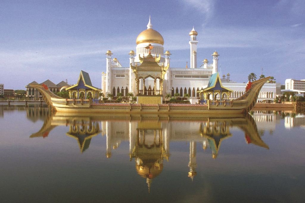 travel brunei poem