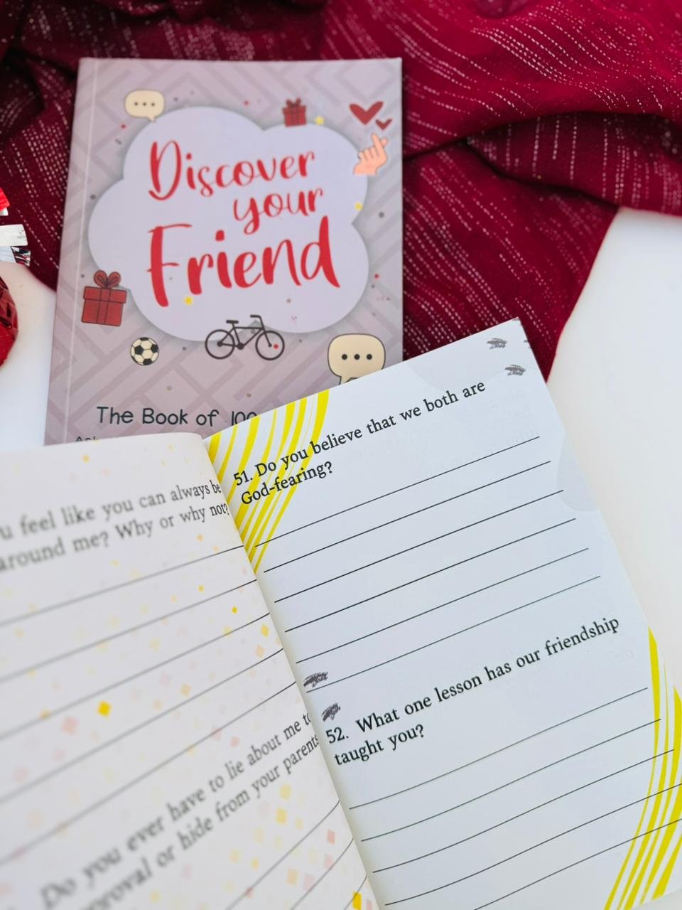 Discover Your Friend - The Book of 100 Questions - Image 3